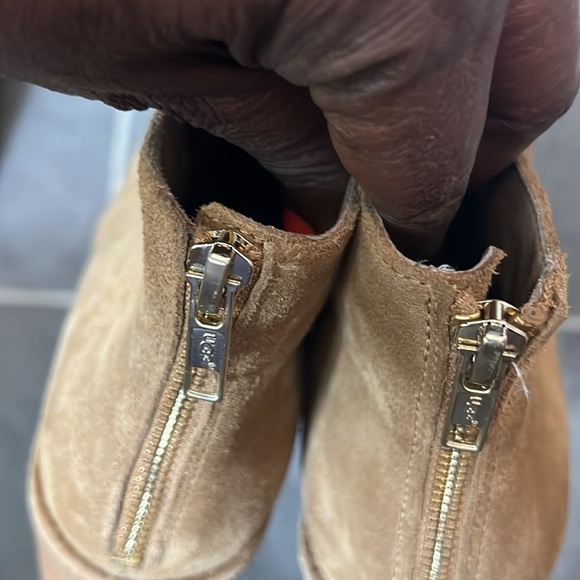 UGG women’s Sz 12 Corin Suede Ankle Boots block heel tassel bow zip back winter - Picture 6 of 9